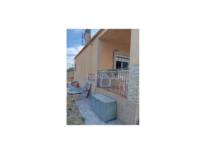 Foto f1dea2fa-21d3-43f5-88ae-0813a89addaf. Xalet amb piscina a Montesol - Mejostilla Cáceres Foto f1dea2fa-21d3-43f5-88ae-0813a89addaf. Xalet amb piscina a Montesol - Mejostilla Cáceres