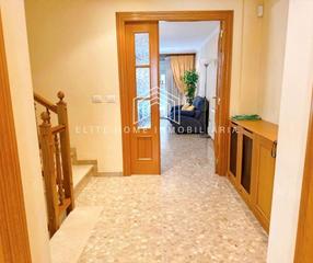 Affitto Casa a schiera in Estación - Universidad. Magnífico adosado seminuevo cerca del centro Affitto Casa a schiera in Estación - Universidad. Magnífico adosado seminuevo cerca del centro
