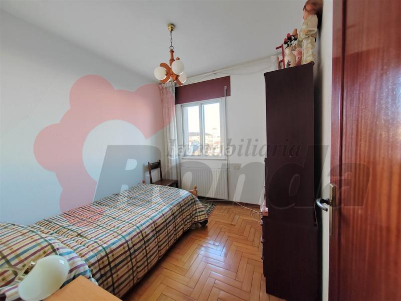 Foto d8131a22-cb79-44ab-858d-a513cbb494cc. Pis amb calefacció aparcament a A Milagrosa Lugo Foto d8131a22-cb79-44ab-858d-a513cbb494cc. Pis amb calefacció aparcament a A Milagrosa Lugo