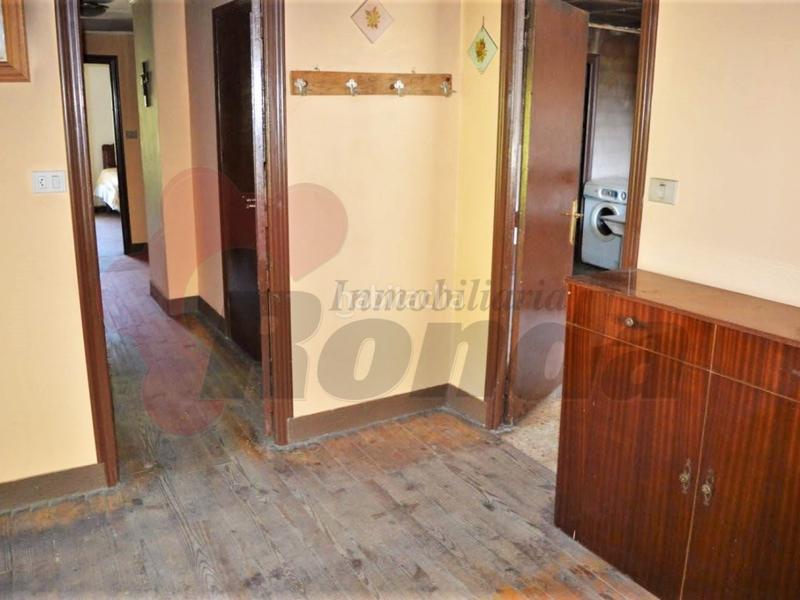 Foto ef6a14f8-3fdc-496b-9864-a519d3722d1d. Casa  4 habitaciónes, duplex venta en Baralla Foto ef6a14f8-3fdc-496b-9864-a519d3722d1d. Casa  4 habitaciónes, duplex venta en Baralla