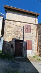 Maison jumelée à Boiro. Casa adosada de 3 plantas en venta en boiro, a escasos metros de Maison jumelée à Boiro. Casa adosada de 3 plantas en venta en boiro, a escasos metros de