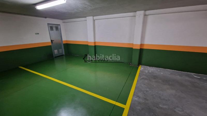 Foto b49bd379-fb88-4bac-8bd9-64911ab9d5e1. Aparcament cotxe a Zona Fernández Labreda Pontevedra Foto b49bd379-fb88-4bac-8bd9-64911ab9d5e1. Aparcament cotxe a Zona Fernández Labreda Pontevedra