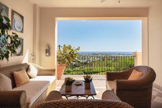 Planta baixa a La Quinta. Amplio apartamento con impresionantes vistas al mar y a la monta Planta baixa a La Quinta. Amplio apartamento con impresionantes vistas al mar y a la monta