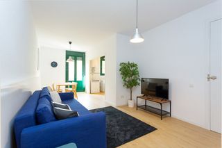 Holiday lettings Apartment in Carrer mallorca, 616. Espacioso inmueble de temporada Holiday lettings Apartment in Carrer mallorca, 616. Espacioso inmueble de temporada