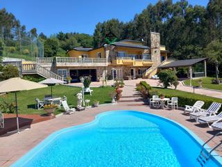 Xalet a Darbo. Chalet con excelentes vistas en cangas Xalet a Darbo. Chalet con excelentes vistas en cangas