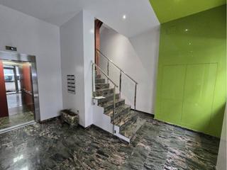 Piso  Unidade. Amplio piso con portal renovado en rúa da unidade Piso  Unidade. Amplio piso con portal renovado en rúa da unidade