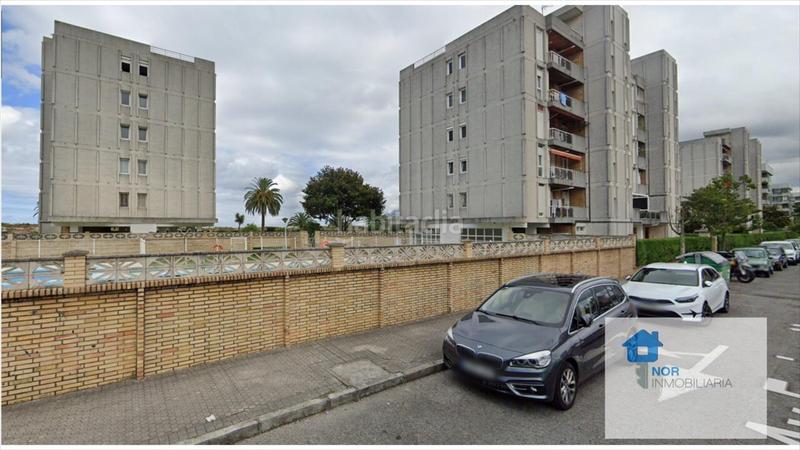 Foto ee33a4af-4e25-4628-8228-12feb5d3ee8d. Piso norinmobiliaria vende un piso de 111 m2 construidos, en primera línea de playa, en la zona ever y cerca del núcleo urbano de lared en Laredo Foto ee33a4af-4e25-4628-8228-12feb5d3ee8d. Piso norinmobiliaria vende un piso de 111 m2 construidos, en primera línea de playa, en la zona ever y cerca del núcleo urbano de lared en Laredo