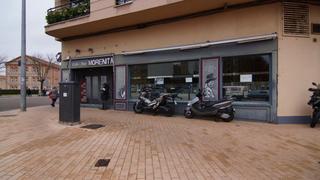 Location Local commercial Avenida del cardenal cisneros. Local com. en alquiler en cardenal cisneros, 1 despacho. Location Local commercial Avenida del cardenal cisneros. Local com. en alquiler en cardenal cisneros, 1 despacho.