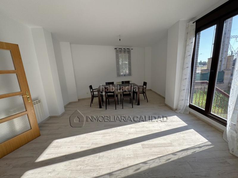 Foto 0ffb5f4b-84b4-4d55-98a9-881a862d7206. Casa con riscaldamento in Barriada de Yagüe Burgos Foto 0ffb5f4b-84b4-4d55-98a9-881a862d7206. Casa con riscaldamento in Barriada de Yagüe Burgos