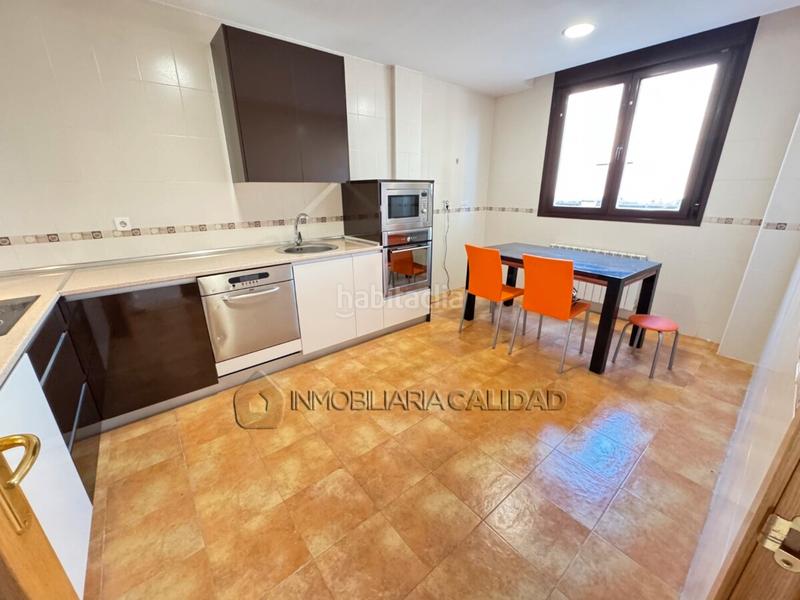 Foto cba36389-57e6-4e3a-9f6a-347c014509c2. Casa con riscaldamento in Barriada de Yagüe Burgos Foto cba36389-57e6-4e3a-9f6a-347c014509c2. Casa con riscaldamento in Barriada de Yagüe Burgos