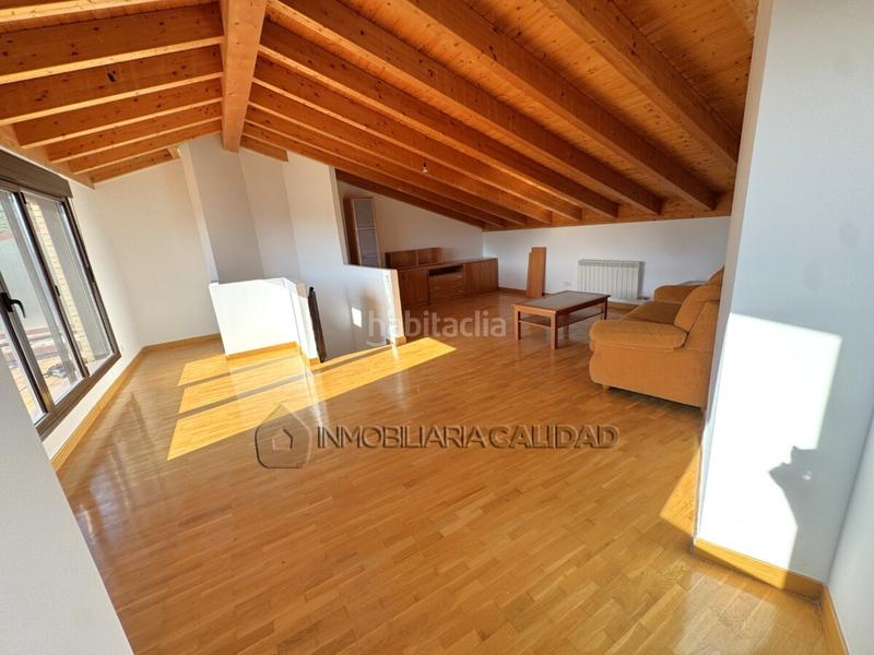 Foto fbc2c53f-363b-46e9-a2f2-842e9465b1af. Casa con riscaldamento in Barriada de Yagüe Burgos Foto fbc2c53f-363b-46e9-a2f2-842e9465b1af. Casa con riscaldamento in Barriada de Yagüe Burgos