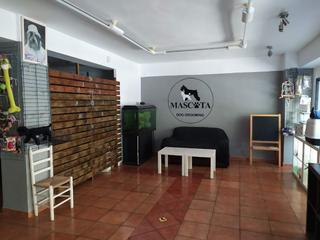 Local Comercial a Canals. Local comercial en avenida principal con posibilidad de converti Local Comercial a Canals. Local comercial en avenida principal con posibilidad de converti