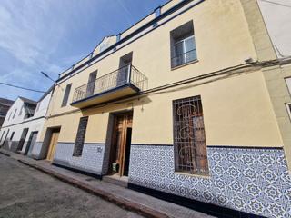 Haus in Alberic. Casa muy amplia y centrica con garaje privado para reformar a tu Haus in Alberic. Casa muy amplia y centrica con garaje privado para reformar a tu