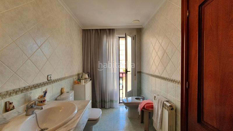 Foto 118db807-5744-46a8-8190-f4a29adaddef. Casa adossada amb calefacció aparcament a Dueñas Foto 118db807-5744-46a8-8190-f4a29adaddef. Casa adossada amb calefacció aparcament a Dueñas