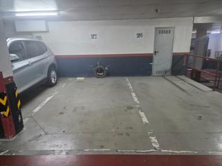 Miete Autoparkplatz in Calle de san fermín 65. Se alquila garaje en la calle san fermin Miete Autoparkplatz in Calle de san fermín 65. Se alquila garaje en la calle san fermin