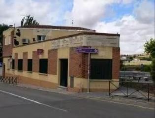 Local Comercial a Carretera burgos portugal 93. Visite y presente una oferta para local comercial en venta en si Local Comercial a Carretera burgos portugal 93. Visite y presente una oferta para local comercial en venta en si