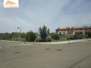 Terrain résidentiel à Reyes católicos 63. Terreno urbano Terrain résidentiel à Reyes católicos 63. Terreno urbano