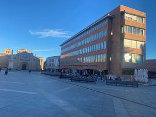Local commercial Plaza de santa teresa de jesus. Almacén en edificio moneo, plaza de santa teresa, centro, ávila Local commercial Plaza de santa teresa de jesus. Almacén en edificio moneo, plaza de santa teresa, centro, ávila