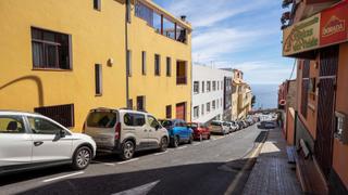 Parking coche en Guía de Isora Interior. Garaje en calle guarpia, casco urbano, guía de isora Parking coche en Guía de Isora Interior. Garaje en calle guarpia, casco urbano, guía de isora