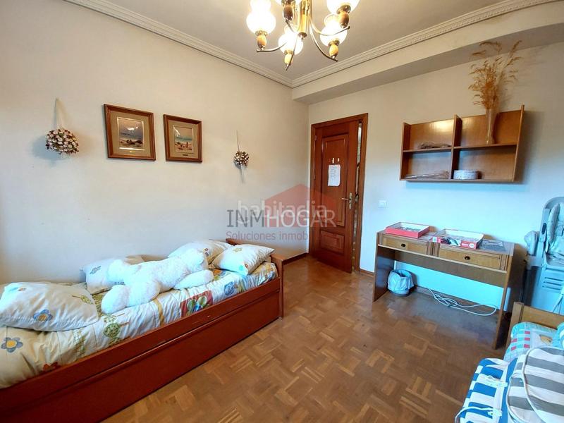 Foto 1275200f-85ea-4e18-bbd5-93ad3b4c5e1d. Xalet amb calefacció aparcament piscina a Hervencias Ávila Foto 1275200f-85ea-4e18-bbd5-93ad3b4c5e1d. Xalet amb calefacció aparcament piscina a Hervencias Ávila