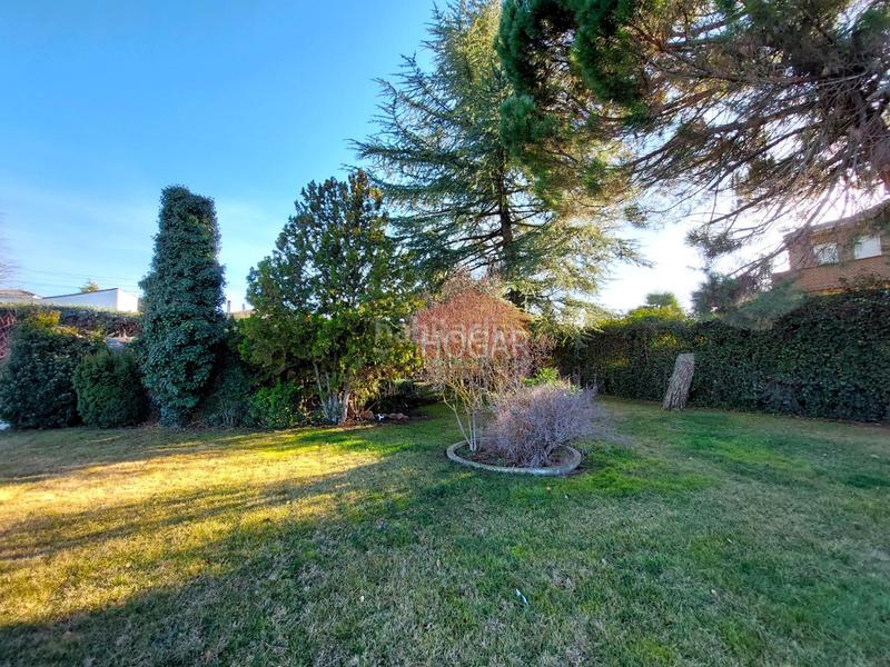 Foto 1e647b8a-51b5-4235-84d0-294fc2a95f95. Xalet amb calefacció aparcament piscina a Hervencias Ávila Foto 1e647b8a-51b5-4235-84d0-294fc2a95f95. Xalet amb calefacció aparcament piscina a Hervencias Ávila