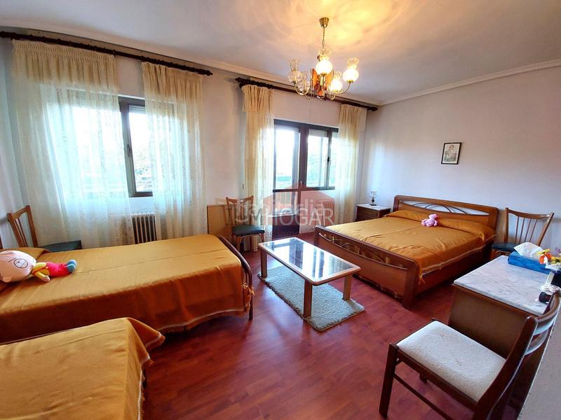 Foto 53988224-55f7-4b30-85ca-22186a3003fe. Xalet amb calefacció aparcament piscina a Hervencias Ávila Foto 53988224-55f7-4b30-85ca-22186a3003fe. Xalet amb calefacció aparcament piscina a Hervencias Ávila