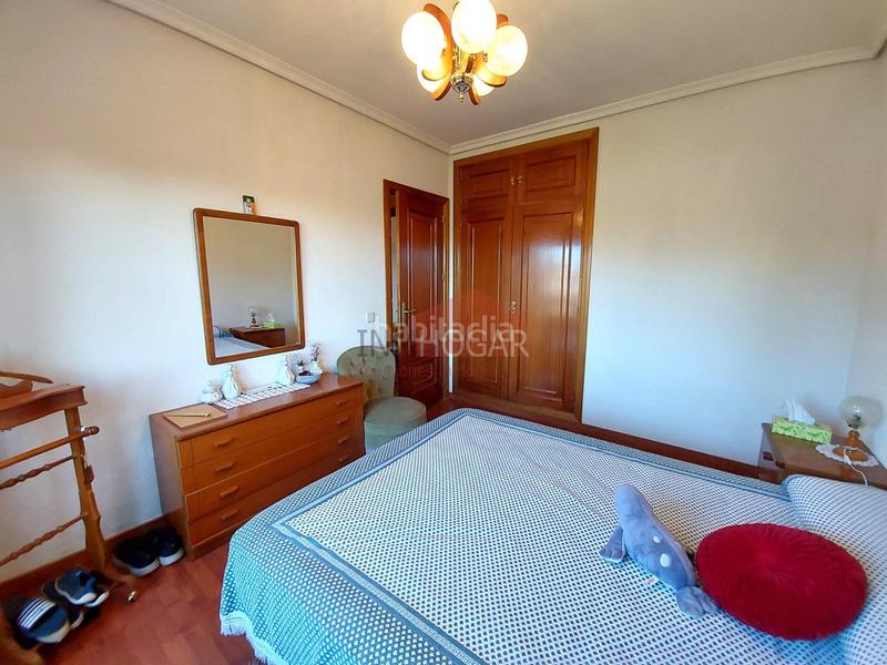 Foto 6811b25d-76b0-4217-bce4-f04d3f26424b. Xalet amb calefacció aparcament piscina a Hervencias Ávila Foto 6811b25d-76b0-4217-bce4-f04d3f26424b. Xalet amb calefacció aparcament piscina a Hervencias Ávila