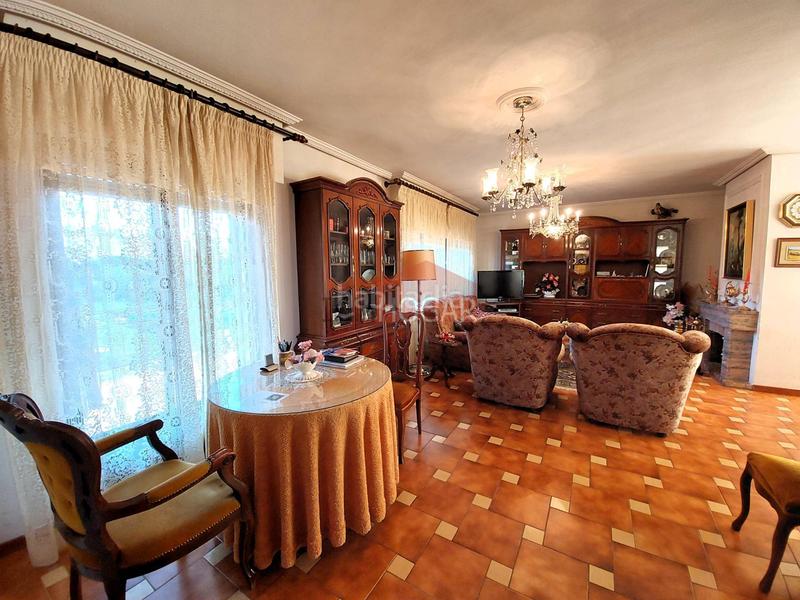 Foto ac060836-df6e-420b-9908-7b750b2dc6fb. Xalet amb calefacció aparcament piscina a Hervencias Ávila Foto ac060836-df6e-420b-9908-7b750b2dc6fb. Xalet amb calefacció aparcament piscina a Hervencias Ávila