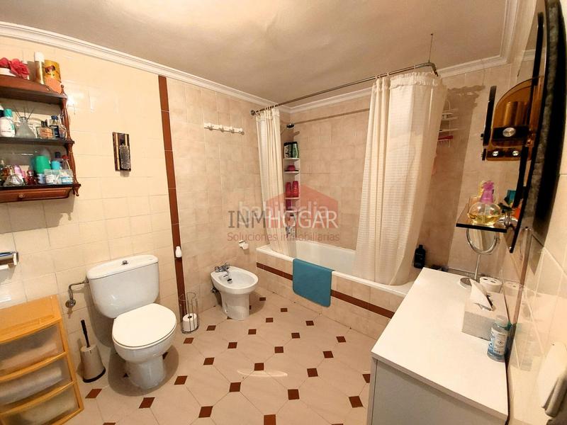 Foto ad4eb821-2451-4eee-aa26-9174064f3ae5. Xalet amb calefacció aparcament piscina a Hervencias Ávila Foto ad4eb821-2451-4eee-aa26-9174064f3ae5. Xalet amb calefacció aparcament piscina a Hervencias Ávila