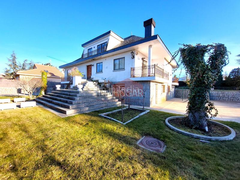 Foto d4b9f91e-2fa1-4376-ae74-be49731e67ff. Xalet amb calefacció aparcament piscina a Hervencias Ávila Foto d4b9f91e-2fa1-4376-ae74-be49731e67ff. Xalet amb calefacció aparcament piscina a Hervencias Ávila