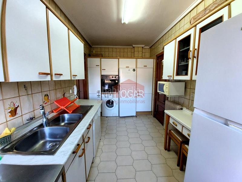 Foto dca004f2-7fad-4753-bc3a-37e8be713ece. Xalet amb calefacció aparcament piscina a Hervencias Ávila Foto dca004f2-7fad-4753-bc3a-37e8be713ece. Xalet amb calefacció aparcament piscina a Hervencias Ávila