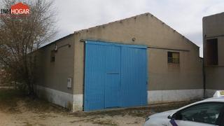 Bâtiment à usage industriel à Crespos. Venta de nave en crespos, ávila Bâtiment à usage industriel à Crespos. Venta de nave en crespos, ávila