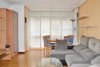 Miete Etagenwohnung  Calle arnalt de larrasoaña. Espaciosa vivienda de 3 dormitorios en mendillorri Miete Etagenwohnung  Calle arnalt de larrasoaña. Espaciosa vivienda de 3 dormitorios en mendillorri