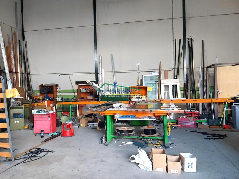 Foto deb8654b-34b9-4162-b65f-a8931059adf9. Nave industrial nave en Este Mérida Foto deb8654b-34b9-4162-b65f-a8931059adf9. Nave industrial nave en Este Mérida