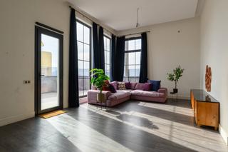 Àtic a Miramar 46. Atico reformado con terraza en bañaderos Àtic a Miramar 46. Atico reformado con terraza en bañaderos