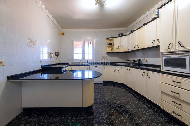 Foto b9243470-8ae1-4a2e-b6bf-b726ffd4592e. Chalet with parking in El Salobre San Bartolomé de Tirajana Foto b9243470-8ae1-4a2e-b6bf-b726ffd4592e. Chalet with parking in El Salobre San Bartolomé de Tirajana