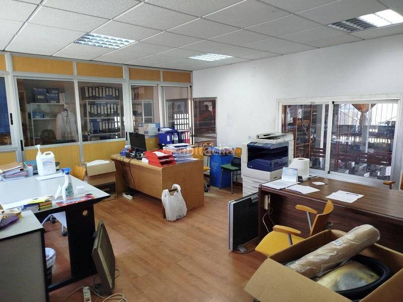 Foto fe1dac65-eb20-4891-9d9e-0406e4932b87. Lloguer local comercial a Mos Foto fe1dac65-eb20-4891-9d9e-0406e4932b87. Lloguer local comercial a Mos