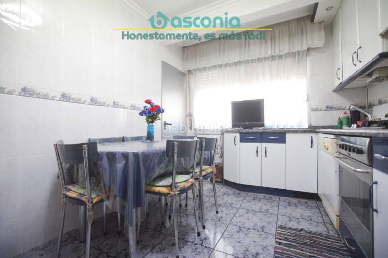 Foto a10cca70-f15e-4eb7-9df4-f4489b39ed74. Appartement avec chauffage parking dans Kalero-Basozelai Basauri Foto a10cca70-f15e-4eb7-9df4-f4489b39ed74. Appartement avec chauffage parking dans Kalero-Basozelai Basauri