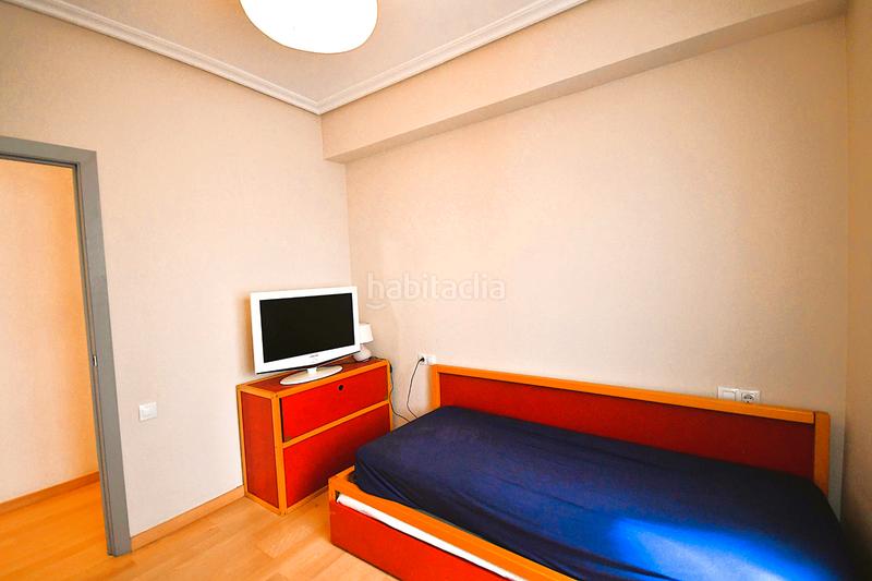 Foto f8438552-f490-41fe-90b9-7641d9781393. Flat with heating in Gran Via Logroño Foto f8438552-f490-41fe-90b9-7641d9781393. Flat with heating in Gran Via Logroño