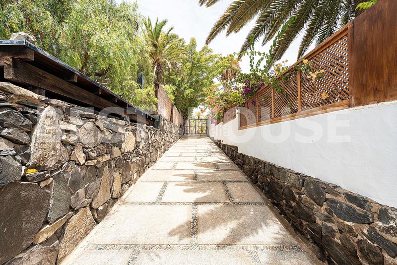 Foto 3b9b9677-e781-45c4-9bcb-5cd21d6f637c. Chalet mit pool in San Agustín - Bahía Feliz San Bartolomé de Tirajana Foto 3b9b9677-e781-45c4-9bcb-5cd21d6f637c. Chalet mit pool in San Agustín - Bahía Feliz San Bartolomé de Tirajana