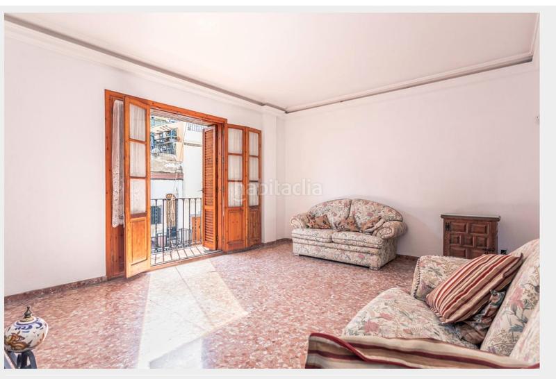 Foto 1375b84c-5e3d-4e6f-a18a-a51a7930b48f. Casa amb calefacció aparcament a Barrio Alto San Juan de Aznalfarache Foto 1375b84c-5e3d-4e6f-a18a-a51a7930b48f. Casa amb calefacció aparcament a Barrio Alto San Juan de Aznalfarache