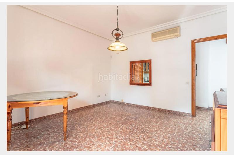 Foto 5a42b4fb-5f11-4897-ade3-5a851e628de1. Casa amb calefacció aparcament a Barrio Alto San Juan de Aznalfarache Foto 5a42b4fb-5f11-4897-ade3-5a851e628de1. Casa amb calefacció aparcament a Barrio Alto San Juan de Aznalfarache