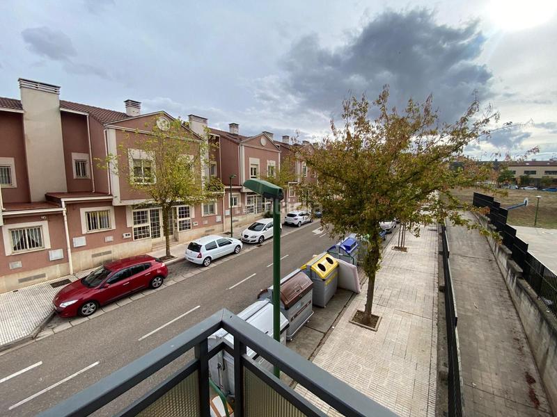 Foto b15093c3-cd7e-4ee9-b361-5274dfebf950. Pis amb calefacció a San Julián - Barriada de Cortes Burgos Foto b15093c3-cd7e-4ee9-b361-5274dfebf950. Pis amb calefacció a San Julián - Barriada de Cortes Burgos