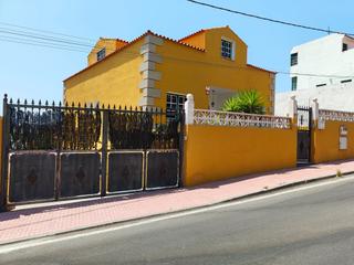 Chalet Calle guanches de la virgen de candelaria Chalet Calle guanches de la virgen de candelaria