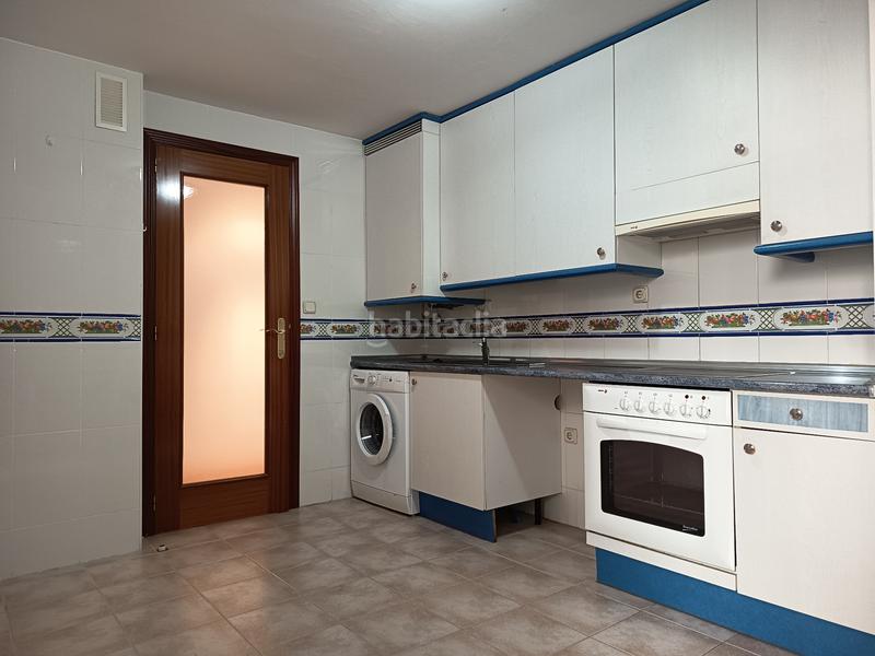Foto 9136eaa4-0abd-432a-87ff-8bfb0ff1eca4. Rent flat with heating parking in Parquesol Valladolid Foto 9136eaa4-0abd-432a-87ff-8bfb0ff1eca4. Rent flat with heating parking in Parquesol Valladolid