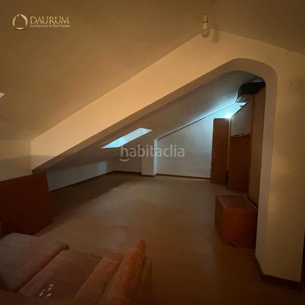 Foto e3912ea5-aa17-49f7-a9e6-32151b8d337b. Casa adosada calle cabrera, Val en Val Alcalá de Henares Foto e3912ea5-aa17-49f7-a9e6-32151b8d337b. Casa adosada calle cabrera, Val en Val Alcalá de Henares