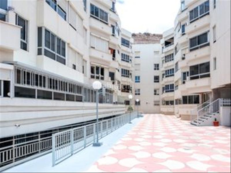 Foto 9d7d8e50-065e-4f4e-8e55-83a32f792c2c. Geschäftsraum in Guanarteme Palmas de Gran Canaria (Las) Foto 9d7d8e50-065e-4f4e-8e55-83a32f792c2c. Geschäftsraum in Guanarteme Palmas de Gran Canaria (Las)