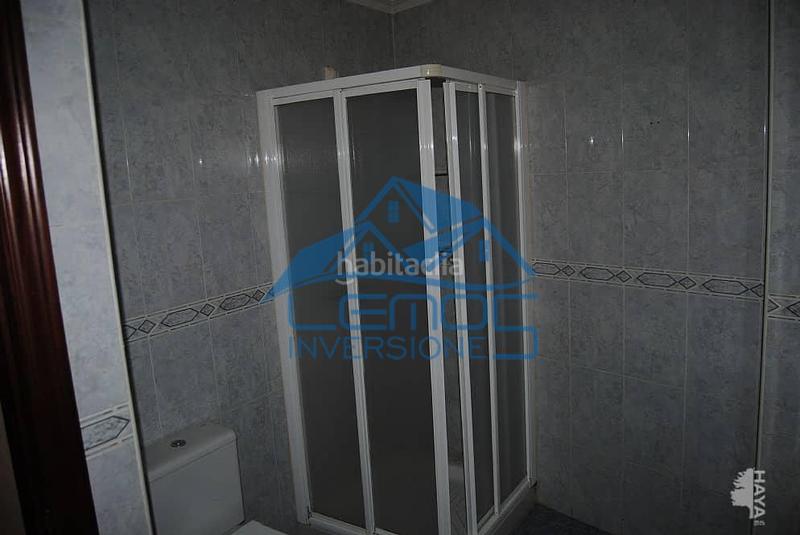 Foto 848040b3-bd0e-4d8b-8ca8-6d14eaa8c326. Piso se vende piso con garaje y trastero en la bañeza calle constitución, 5 en Bañeza (La) Foto 848040b3-bd0e-4d8b-8ca8-6d14eaa8c326. Piso se vende piso con garaje y trastero en la bañeza calle constitución, 5 en Bañeza (La)