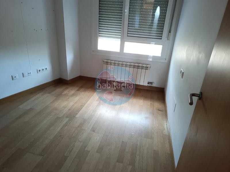 Foto 28d3f0eb-921e-41e7-a022-e8a2c6f33b56. Piso en Armunia León Foto 28d3f0eb-921e-41e7-a022-e8a2c6f33b56. Piso en Armunia León