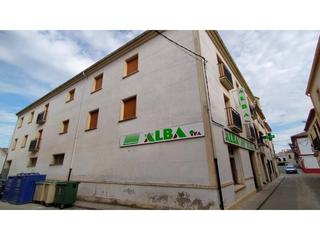 Edifici a Calle toledillo 2d. Edificio de 3 plantas en calle céntrica y comercial, con fachad Edifici a Calle toledillo 2d. Edificio de 3 plantas en calle céntrica y comercial, con fachad